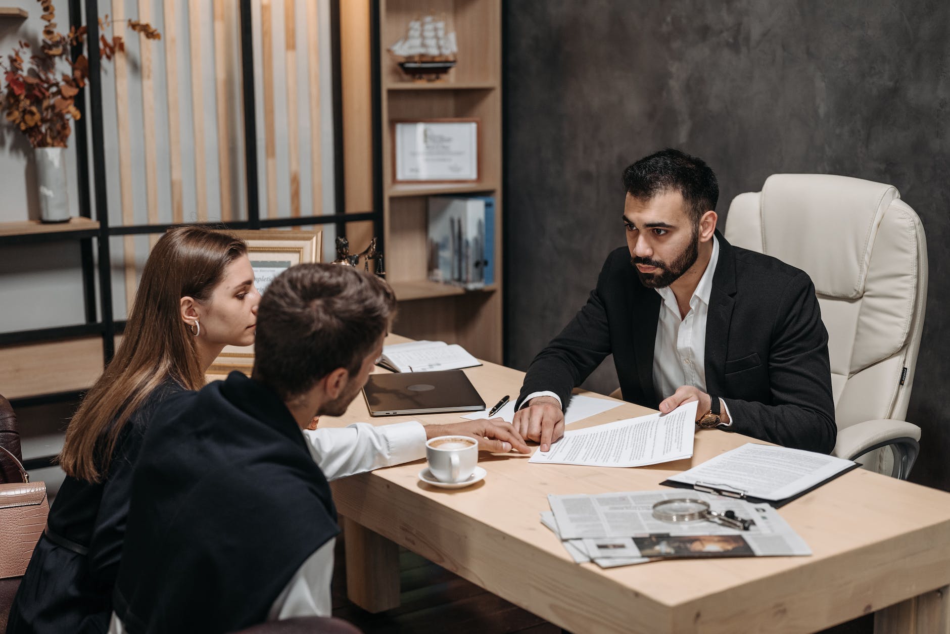 Family Lawyers in Brampton: Your Guide to Navigating Divorce, Custody & Support with Confidence
