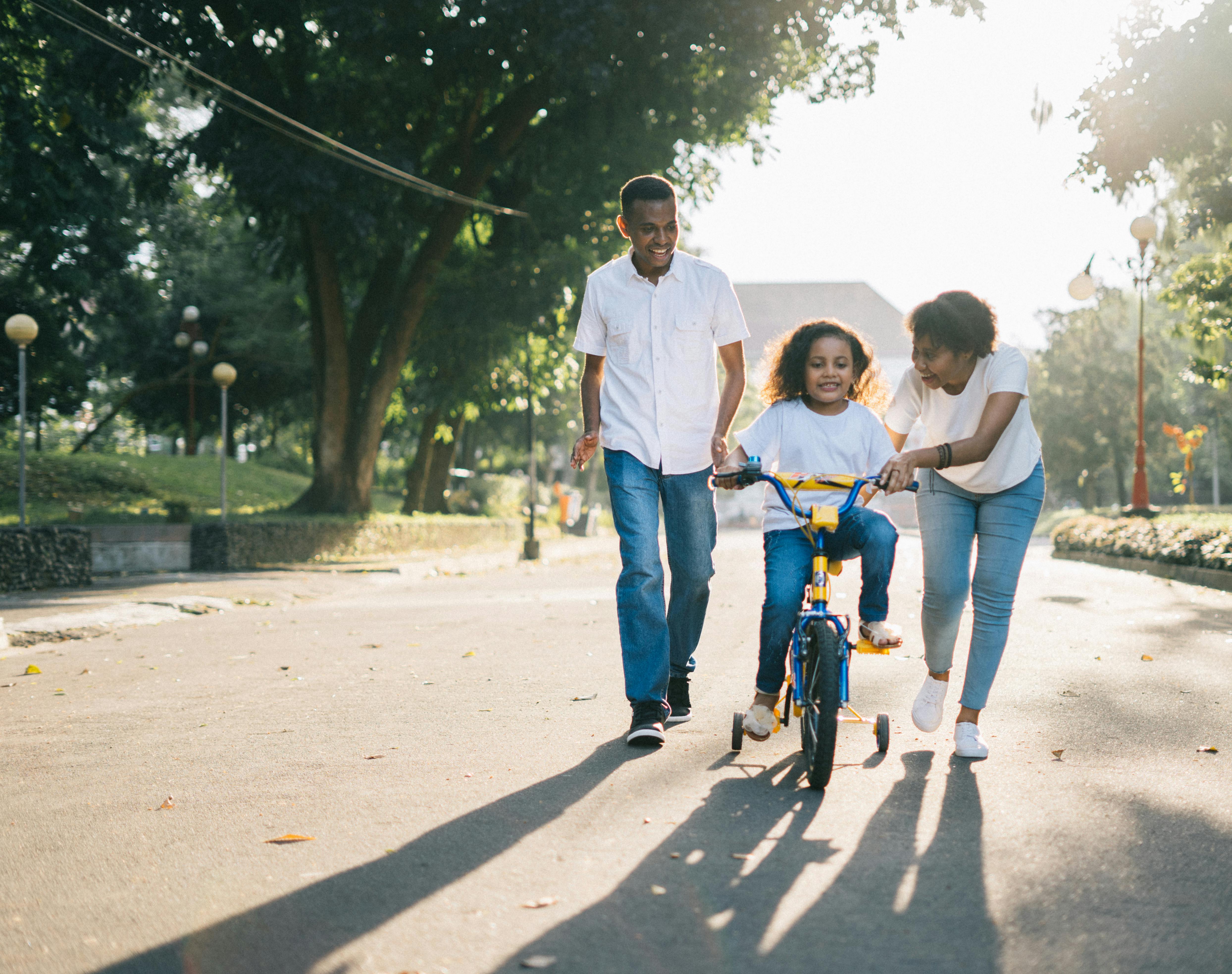 Family Travel & Holidays: How Family Lawyers in Brampton Can Help With Custody & Travel Disputes